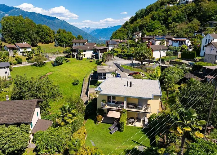 Bergidylle Am Maggiore Gambarogno